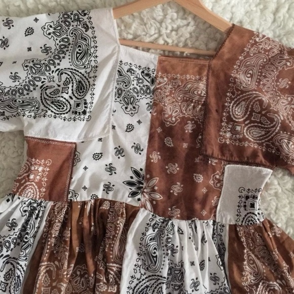 Handmade Half&Half Bandana Ruffled Blouse SKU 1592. - Picture 3 of 10